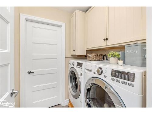 15 Chestnut Lane, Wasaga Beach, ON - Indoor Photo Showing Laundry Room