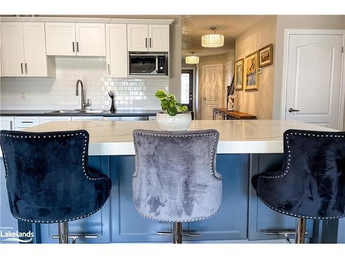 4 Archer Avenue, Collingwood, ON - Indoor Photo Showing Kitchen