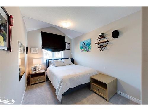 4 Archer Avenue, Collingwood, ON - Indoor Photo Showing Bedroom