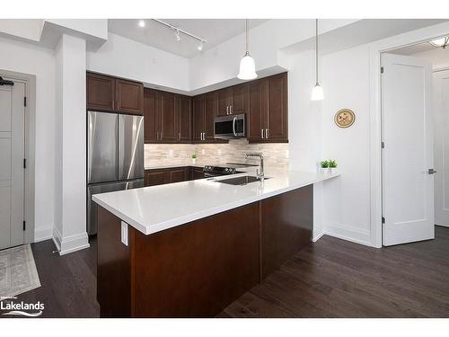 408-1 Hume Street, Collingwood, ON - Indoor Photo Showing Kitchen With Stainless Steel Kitchen With Upgraded Kitchen