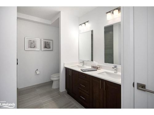 408-1 Hume Street, Collingwood, ON - Indoor Photo Showing Bathroom