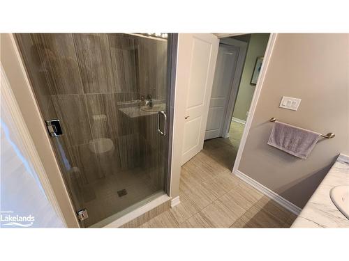 11 Prescott Crescent, Bracebridge, ON - Indoor Photo Showing Bathroom