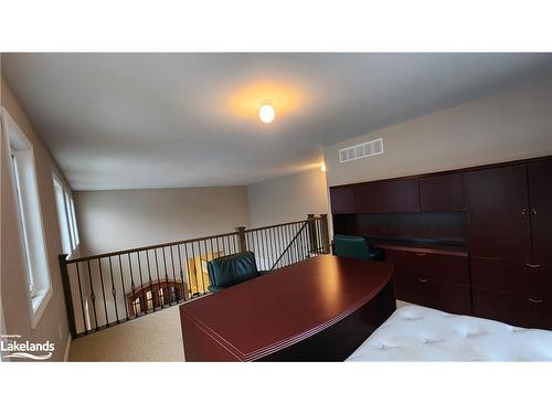 11 Prescott Crescent, Bracebridge, ON - Indoor Photo Showing Other Room