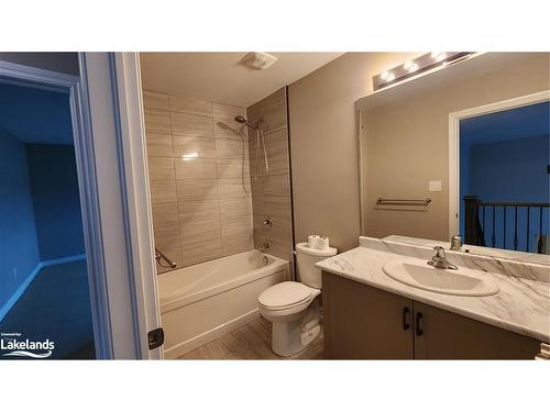 11 Prescott Crescent, Bracebridge, ON - Indoor Photo Showing Bathroom