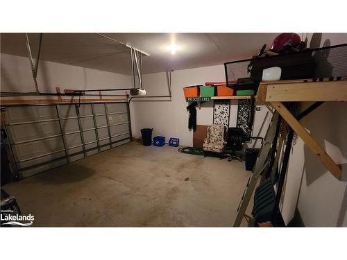 11 Prescott Crescent, Bracebridge, ON - Indoor Photo Showing Garage