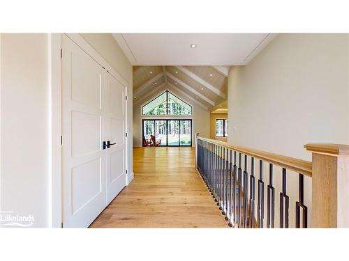 306 Balmy Beach Road, Georgian Bluffs, ON - Indoor Photo Showing Other Room