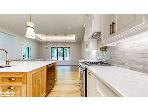 306 Balmy Beach Road, Georgian Bluffs, ON - Indoor Photo Showing Kitchen