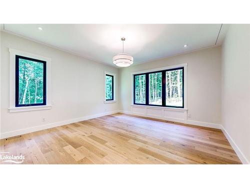 306 Balmy Beach Road, Georgian Bluffs, ON - Indoor Photo Showing Other Room