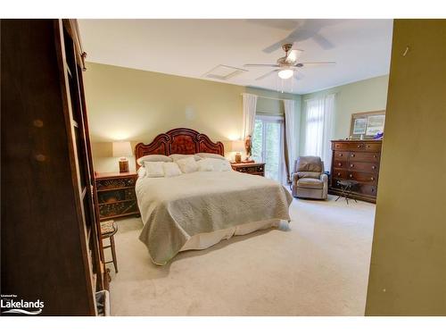 20 Baypoint Court, Gravenhurst, ON - Indoor Photo Showing Bedroom