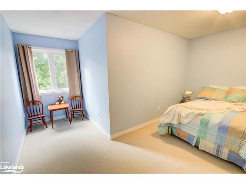 20 Baypoint Court, Gravenhurst, ON - Indoor Photo Showing Bedroom