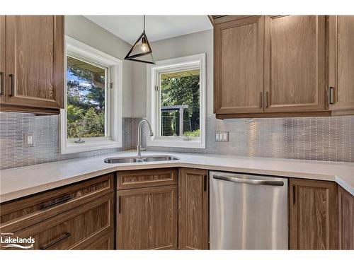 9 Middleton Drive, Peterborough, ON - Indoor Photo Showing Kitchen With Double Sink