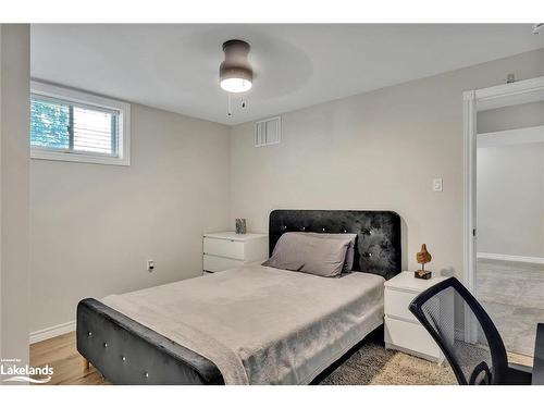 9 Middleton Drive, Peterborough, ON - Indoor Photo Showing Bedroom