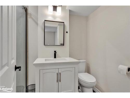 9 Middleton Drive, Peterborough, ON - Indoor Photo Showing Bathroom