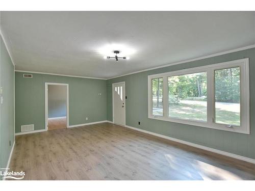 60 Sunnidale River Road, Wasaga Beach, ON - Indoor Photo Showing Other Room