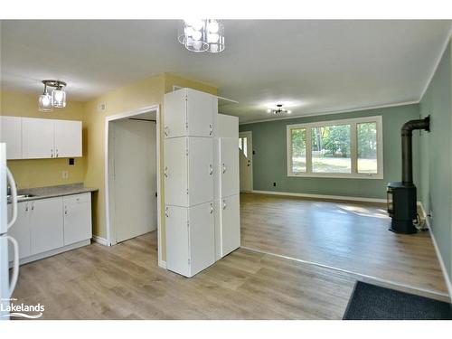 60 Sunnidale River Road, Wasaga Beach, ON - Indoor Photo Showing Kitchen