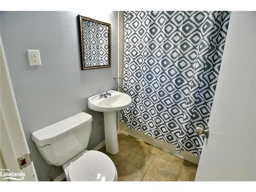 60 Sunnidale River Road, Wasaga Beach, ON - Indoor Photo Showing Bathroom