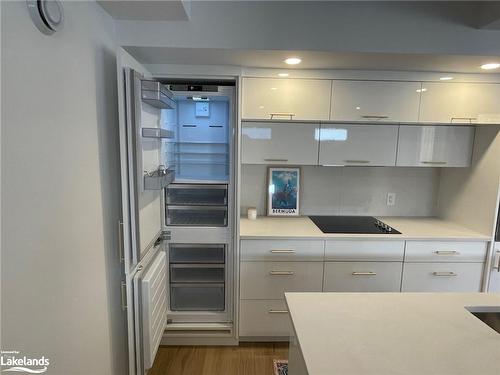 37B Silver Creek Drive, Collingwood, ON - Indoor Photo Showing Kitchen