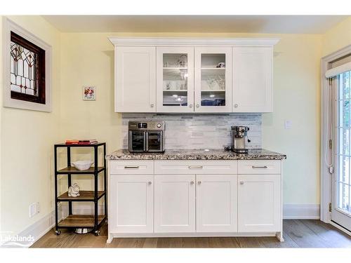 63 Rodrium Road, Wasaga Beach, ON - Indoor Photo Showing Kitchen