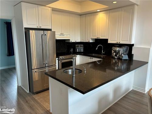 11-110 Kellie'S Way, The Blue Mountains, ON - Indoor Photo Showing Kitchen