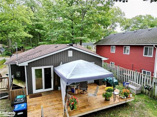 110 Melrose Avenue, Wasaga Beach, ON - Outdoor With Deck Patio Veranda With Exterior