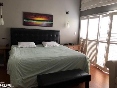 165 Settlers Way, The Blue Mountains, ON - Indoor Photo Showing Bedroom