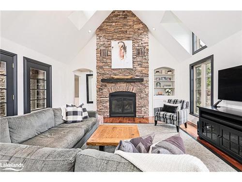 787517 Grey 13 Road, Clarksburg, ON - Indoor Photo Showing Living Room With Fireplace