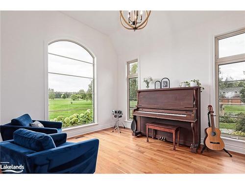 787517 Grey 13 Road, Clarksburg, ON - Indoor Photo Showing Other Room