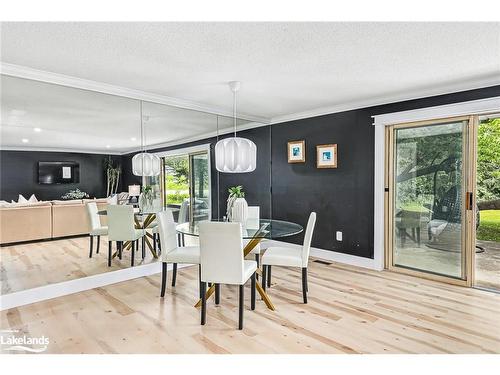 6278 Vancise Court, Clearview, ON - Indoor Photo Showing Dining Room