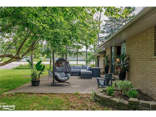 6278 Vancise Court, Clearview, ON - Outdoor