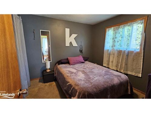 51 Riverside Avenue, South River, ON - Indoor Photo Showing Bedroom