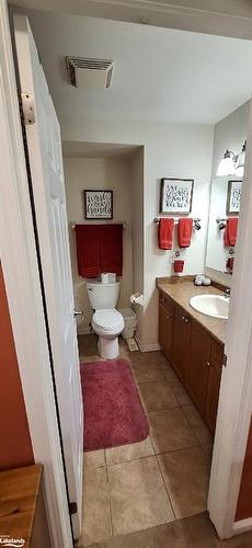 11 Herons Hill, Bracebridge, ON - Indoor Photo Showing Bathroom