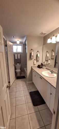 11 Herons Hill, Bracebridge, ON - Indoor Photo Showing Bathroom