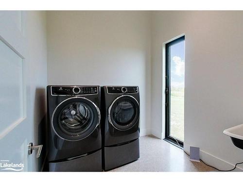 138406 112 Grey Road, Meaford Municipality, ON - Indoor Photo Showing Laundry Room