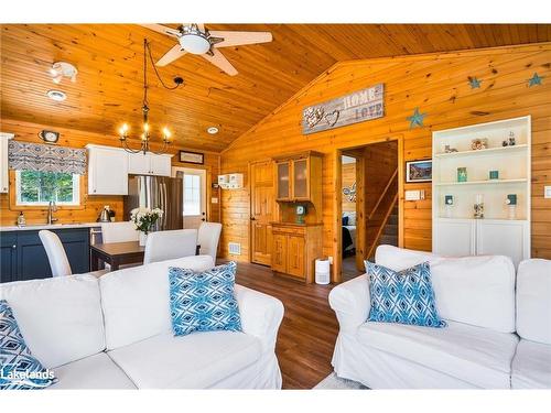 23 Cabin Crescent, Wasaga Beach, ON - Indoor Photo Showing Living Room