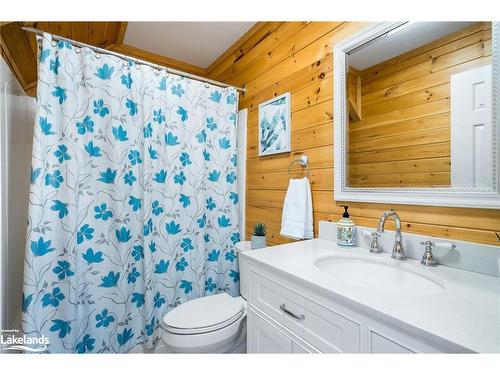 23 Cabin Crescent, Wasaga Beach, ON - Indoor Photo Showing Bathroom