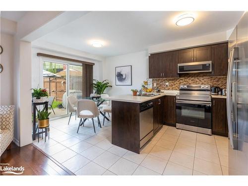 115 Bailey Drive, Cambridge, ON - Indoor Photo Showing Kitchen