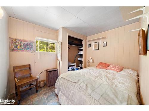 58 Deerfield Road, Mckellar, ON - Indoor Photo Showing Bedroom