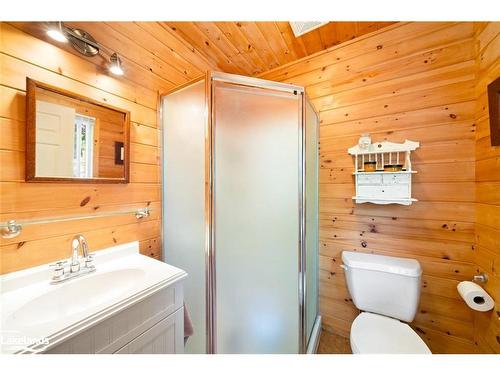 58 Deerfield Road, Mckellar, ON - Indoor Photo Showing Bathroom