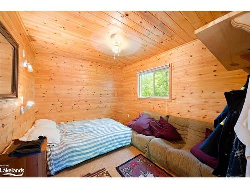 58 Deerfield Road, Mckellar, ON - Indoor Photo Showing Bedroom