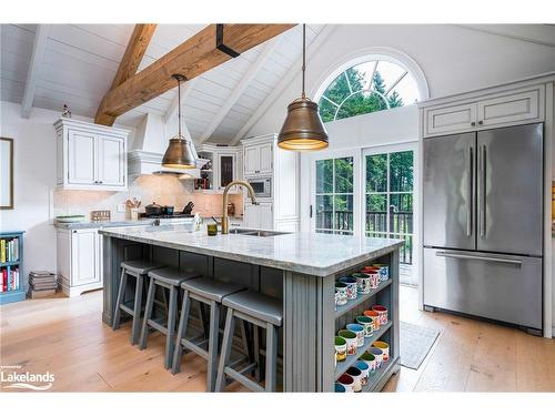 5 Purple Hill Lane, Creemore, ON - Indoor Photo Showing Kitchen With Upgraded Kitchen