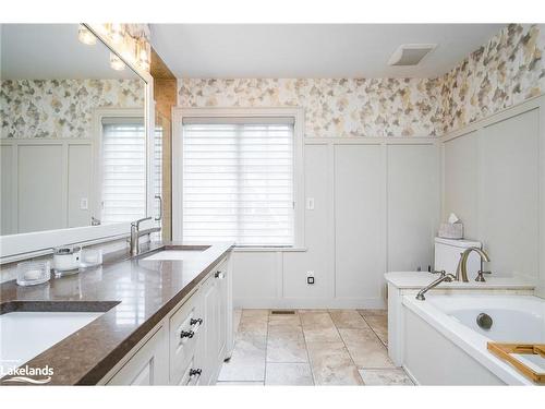 5 Purple Hill Lane, Creemore, ON - Indoor Photo Showing Bathroom