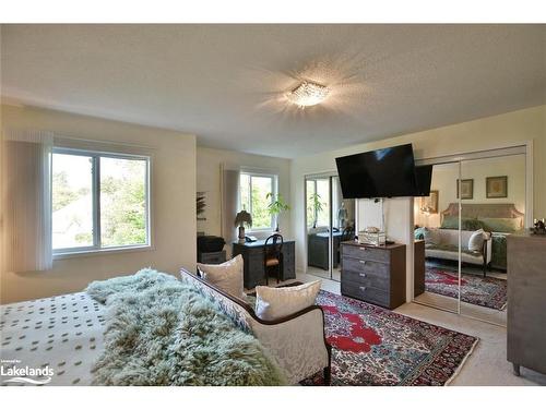 103 Ellen Lane, Collingwood, ON - Indoor Photo Showing Bedroom