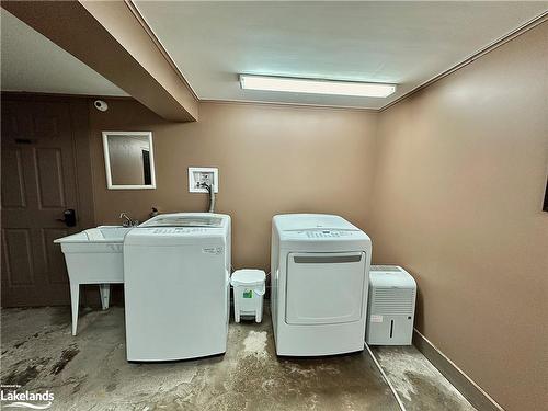 204-110 Sykes Street N, Meaford, ON - Indoor Photo Showing Laundry Room