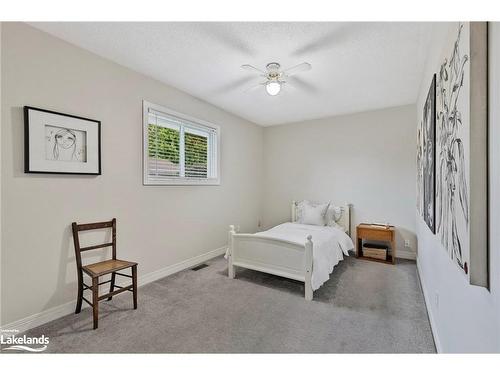 377 Peel Street, Collingwood, ON - Indoor Photo Showing Bedroom