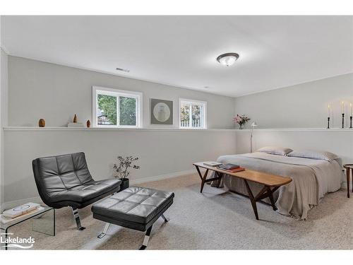 377 Peel Street, Collingwood, ON - Indoor Photo Showing Bedroom