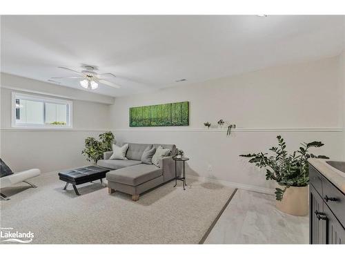 377 Peel Street, Collingwood, ON - Indoor