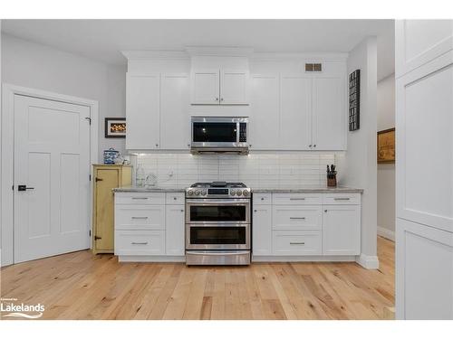 170 Springfield Road, Huntsville, ON - Indoor Photo Showing Kitchen