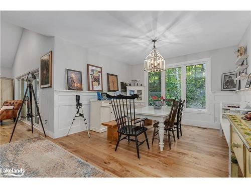 170 Springfield Road, Huntsville, ON - Indoor Photo Showing Dining Room