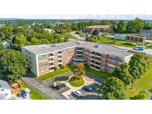 101-860 9Th Street E, Owen Sound, ON - Outdoor With View