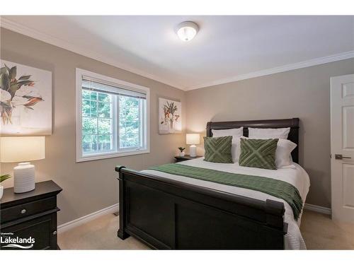 24 Birchwood Drive, Huntsville, ON - Indoor Photo Showing Bedroom